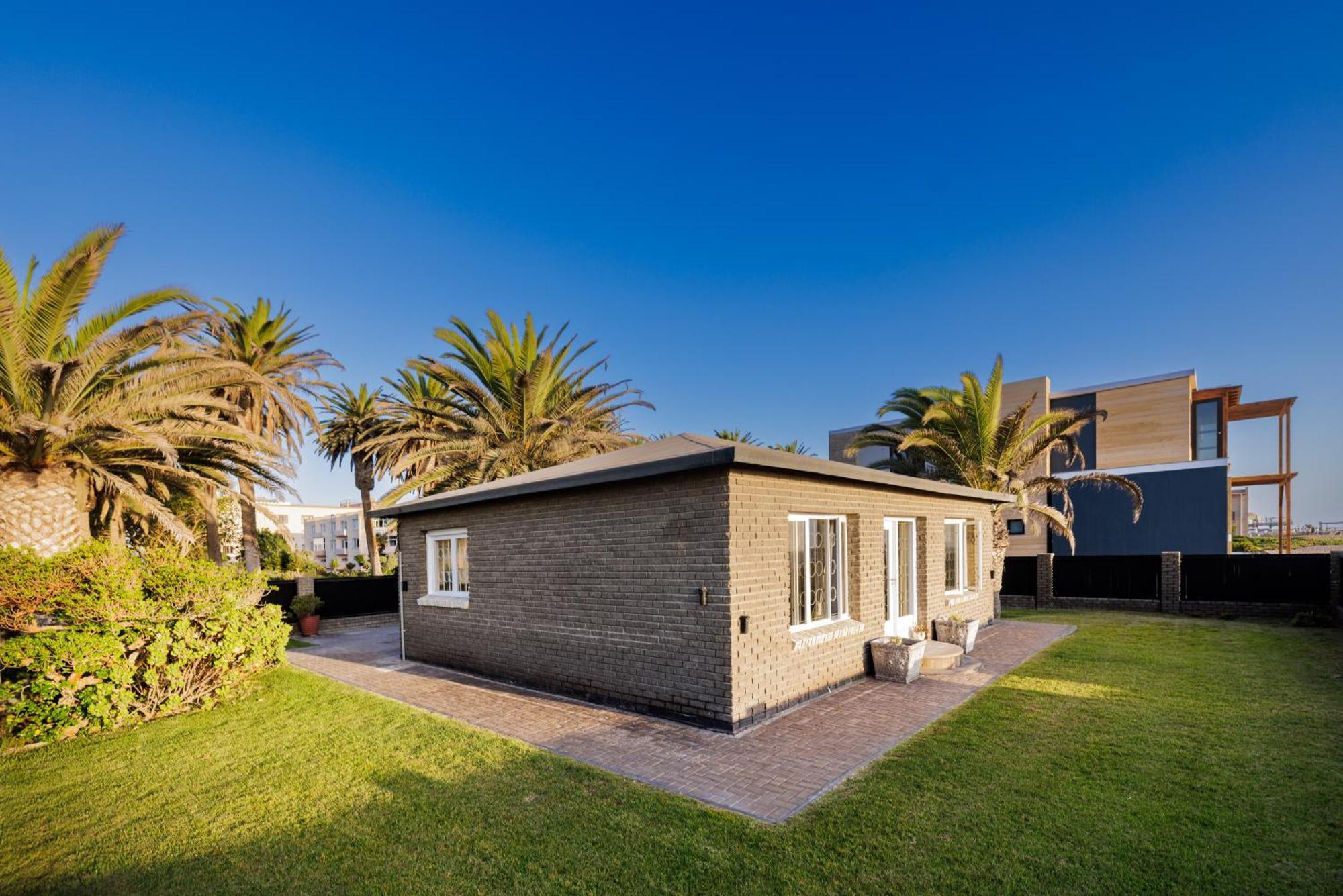 Swakopmund Seafront Cottage Exteriör bild